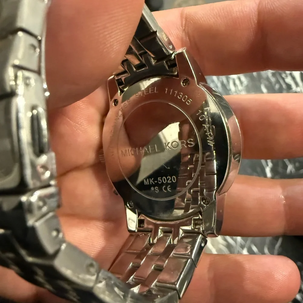 Michael Kors Metallic Silver Chronograph Watch - Picture 5 of 6